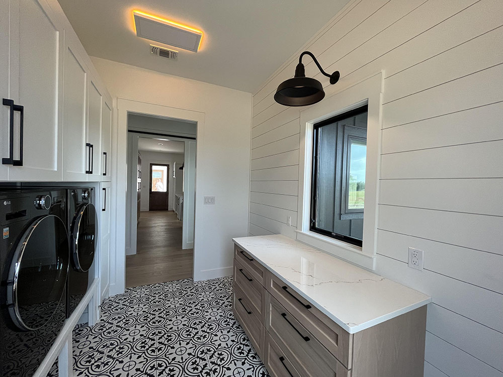 green custom home (16)